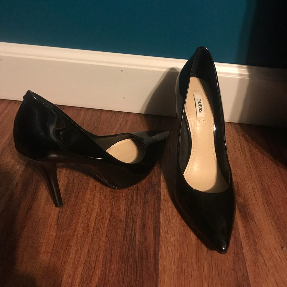 3 inch black stilettos Like New